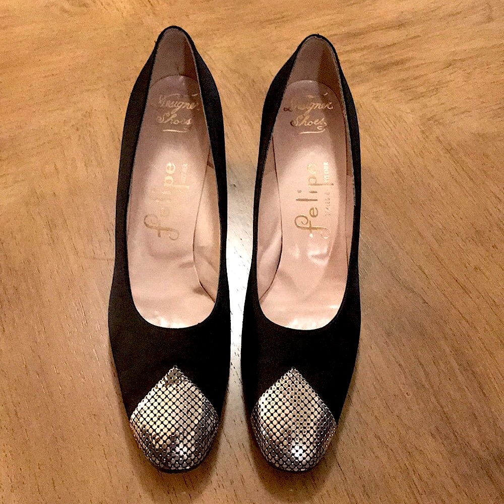 ❗️LAST CHANCE- Vintage FELIPE Satin Heels - Picture 8 of 11